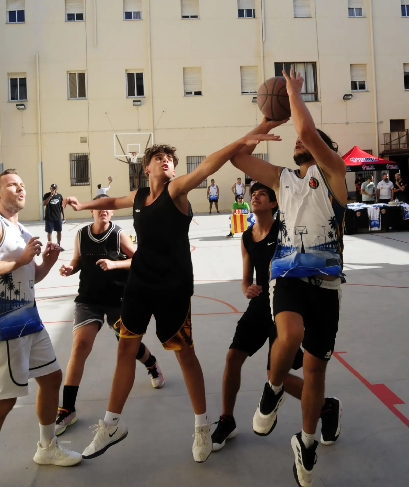 Intent de bloqueig durant un partit
